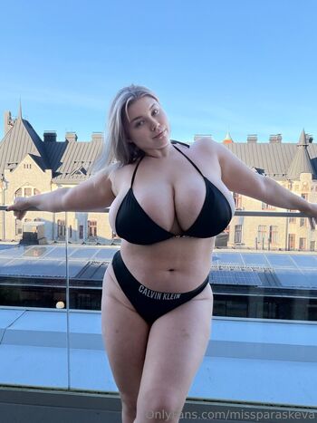 Missparaskeva leaked private photo uncensored HD quality