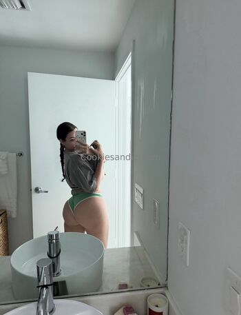 Mmilkmarieee leaked private photo uncensored HD quality