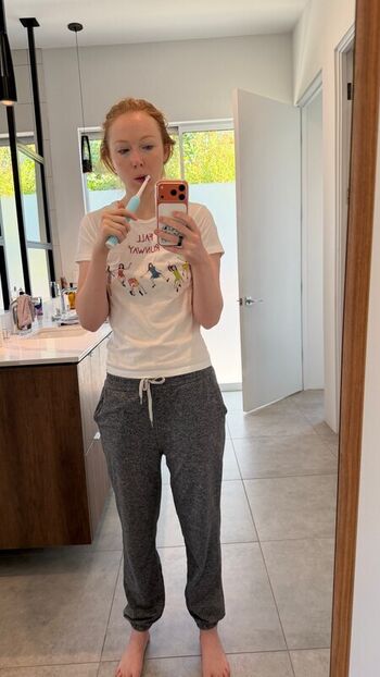 Molly quinn page leaked private photo uncensored HD quality