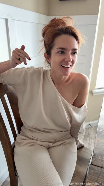 Monique villa  page leaked private photo uncensored HD quality
