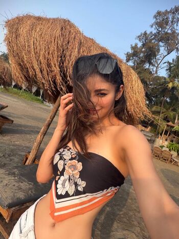 Mouni roy page leaked private photo uncensored HD quality