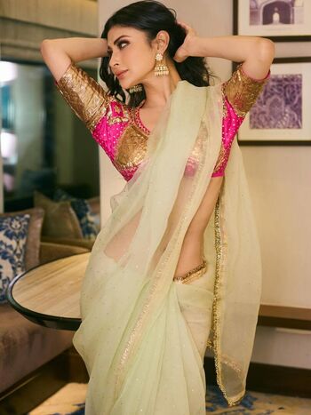 Mouni roy leaked private photo uncensored HD quality