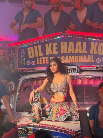 Mouni roy leaked private photo uncensored HD quality