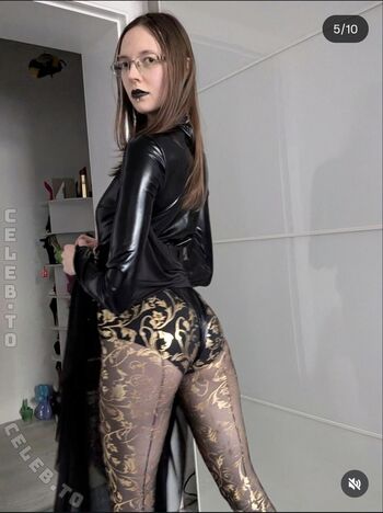 Mrs crazy page leaked private photo uncensored HD quality