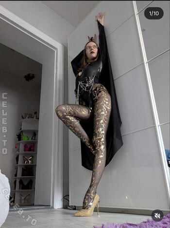 Mrs crazy page leaked private photo uncensored HD quality