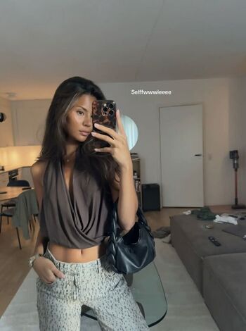 Nathalie lok page leaked private photo uncensored HD quality