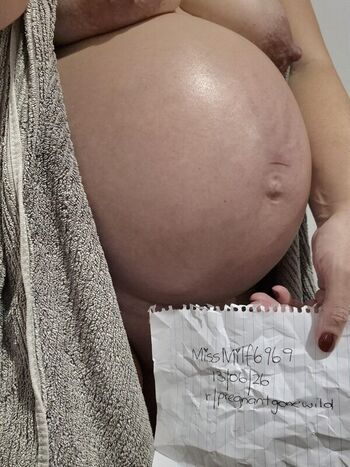 Naughtymissellexxx leaked private photo uncensored HD quality