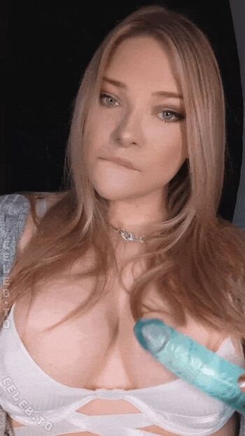 Neeviliciouz leaked private photo uncensored HD quality
