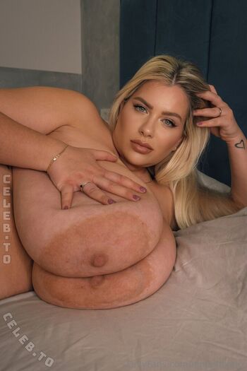 Nina phoenix page leaked private photo uncensored HD quality