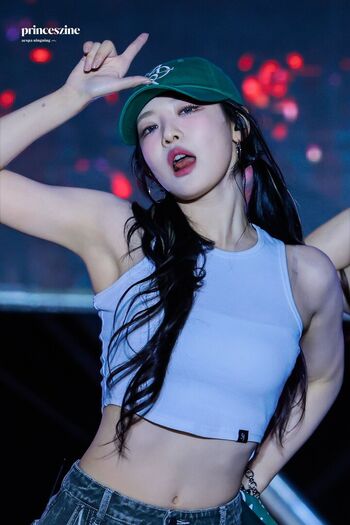 Ningning aespa page leaked private photo uncensored HD quality