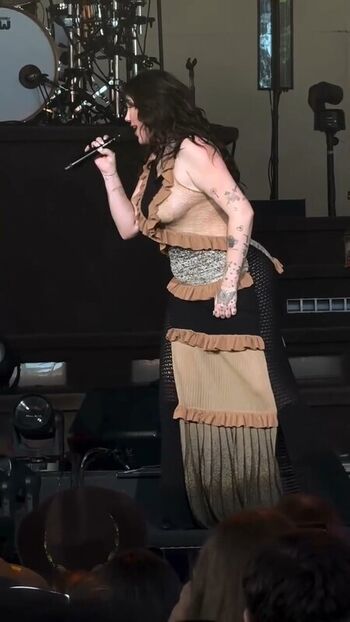 Noah cyrus page leaked private photo uncensored HD quality