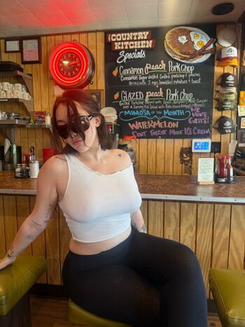 Noah cyrus page leaked private photo uncensored HD quality