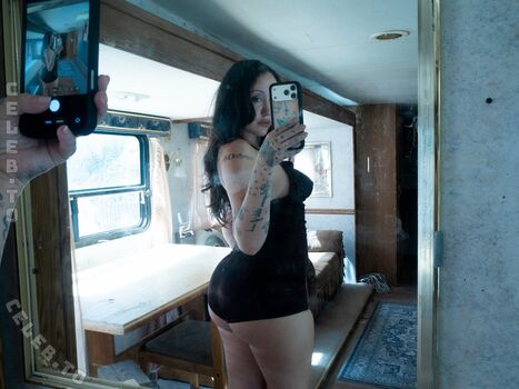 Noah cyrus page leaked private photo uncensored HD quality
