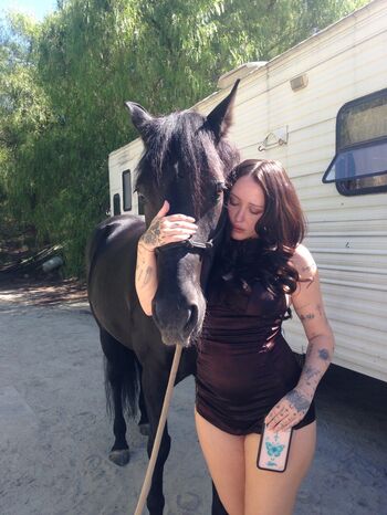 Noah cyrus leaked private photo uncensored HD quality