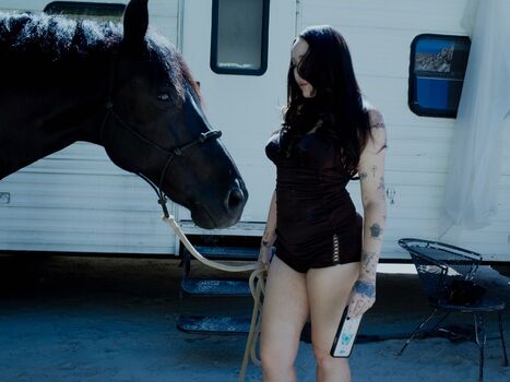 Noah cyrus leaked private photo uncensored HD quality
