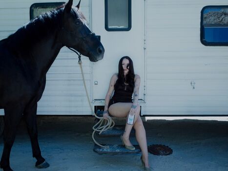 Noah cyrus leaked private photo uncensored HD quality