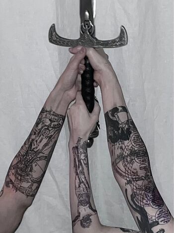 Noemiexlili leaked private photo uncensored HD quality