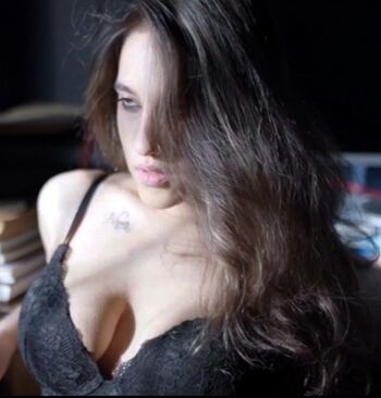 Noora arora leaked private photo uncensored HD quality