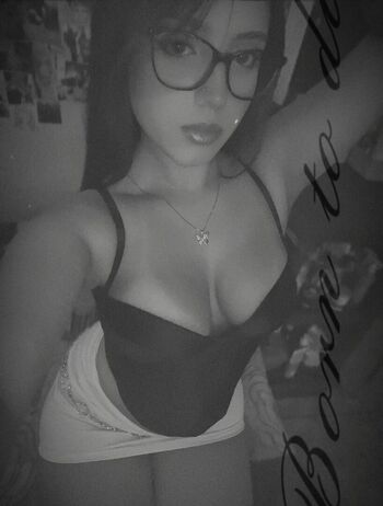 Novinhas peitudas leaked private photo uncensored HD quality