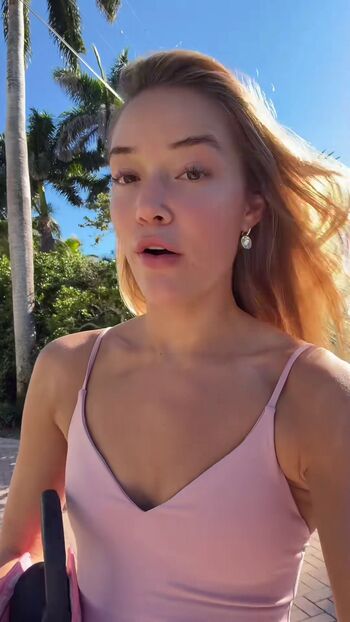 Olivia ponton page leaked private photo uncensored HD quality