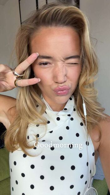 Olivia ponton page leaked private photo uncensored HD quality