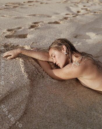 Olivia ponton page leaked private photo uncensored HD quality