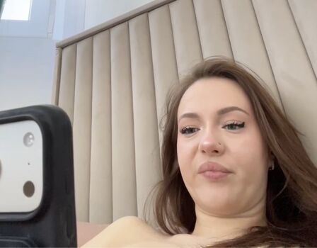 Olivkavif leaked private photo uncensored HD quality