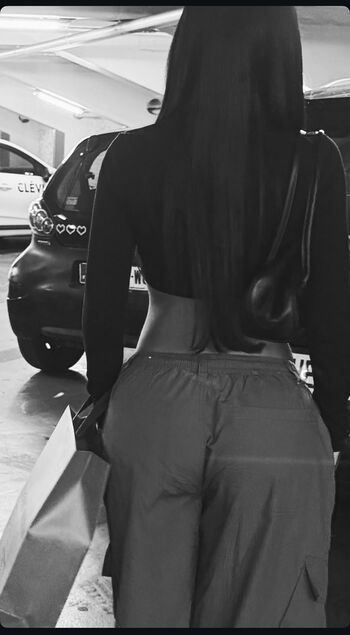 Ovsieeee page leaked private photo uncensored HD quality