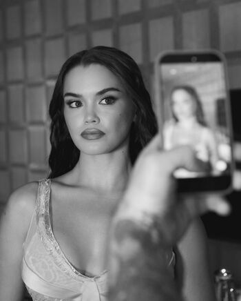 Paris berelc leaked private photo uncensored HD quality