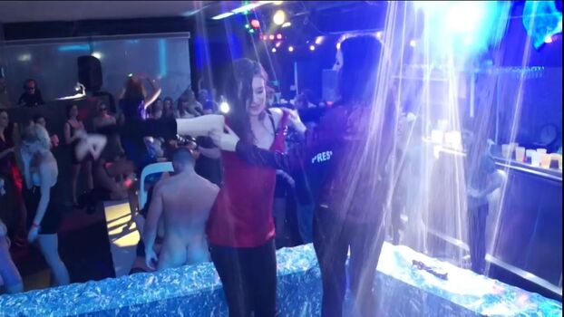 Party hardcore model thread page leaked private photo uncensored HD quality