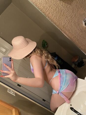 Peachycm leaked private photo uncensored HD quality