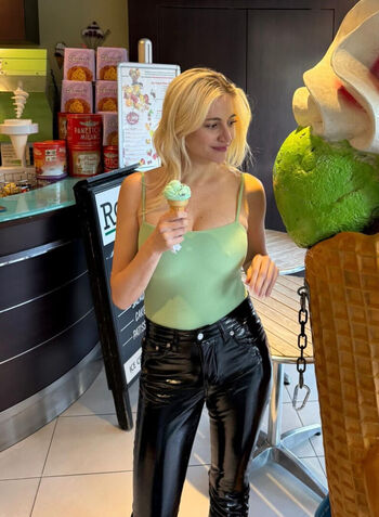 Pixie lott  page leaked private photo uncensored HD quality