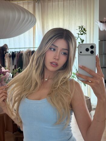 Pokimane  page leaked private photo uncensored HD quality