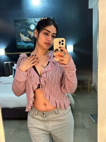 Pratiksha bankar page leaked private photo uncensored HD quality