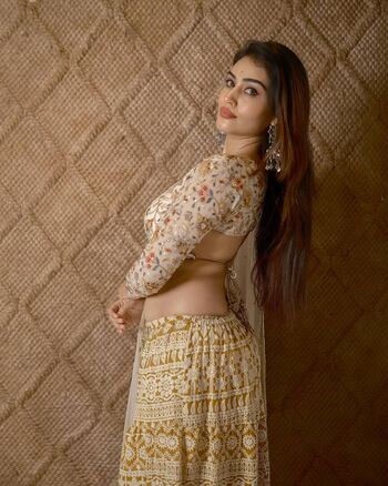 Pratiksha bankar page leaked private photo uncensored HD quality