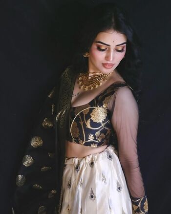 Pratiksha bankar leaked private photo uncensored HD quality