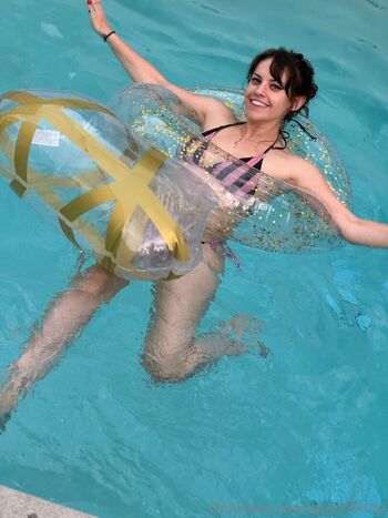 Quinn finite  page leaked private photo uncensored HD quality