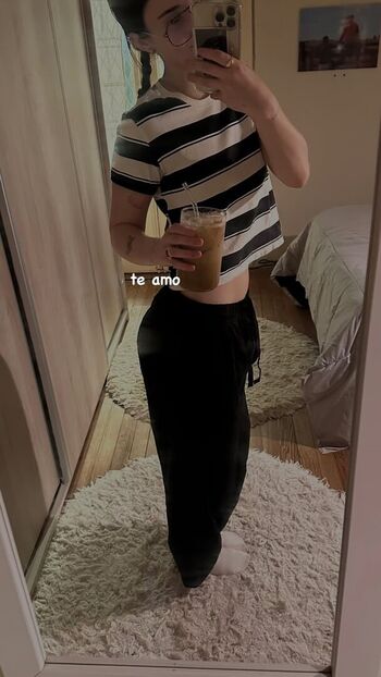 Random nudes leaked private photo uncensored HD quality