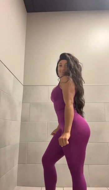 Realladytarzan leaked private photo uncensored HD quality
