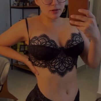 Rebecanonatto leaked private photo uncensored HD quality