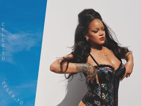 Rihanna  page leaked private photo uncensored HD quality