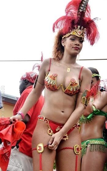 Rihanna  page leaked private photo uncensored HD quality