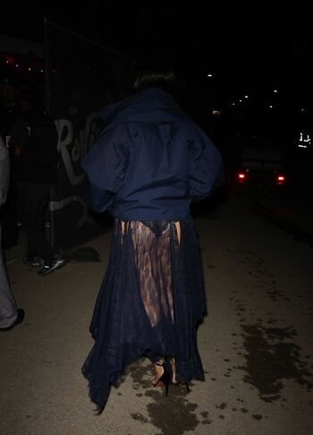 Rihanna  page leaked private photo uncensored HD quality