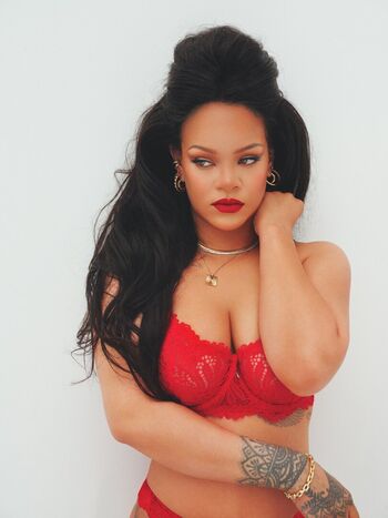 Rihanna  page leaked private photo uncensored HD quality