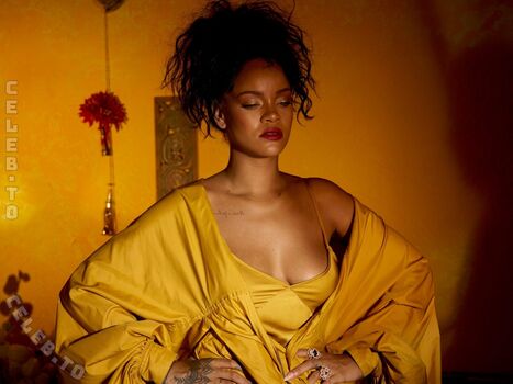 Rihanna  page leaked private photo uncensored HD quality