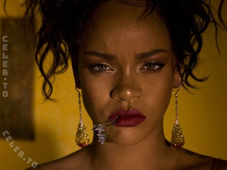 Rihanna  page leaked private photo uncensored HD quality