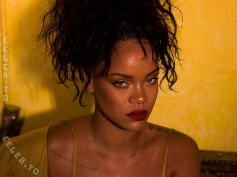 Rihanna  page leaked private photo uncensored HD quality