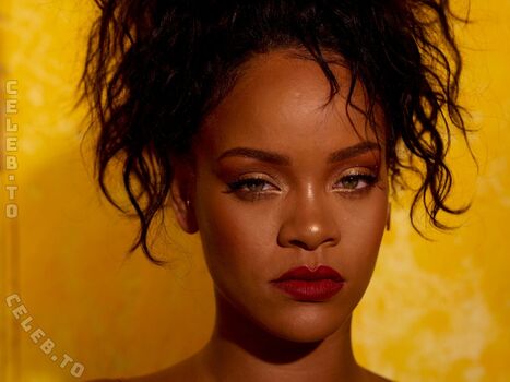 Rihanna  page leaked private photo uncensored HD quality