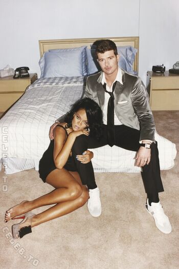 Rihanna  page leaked private photo uncensored HD quality