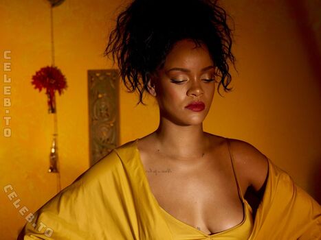 Rihanna leaked private photo uncensored HD quality